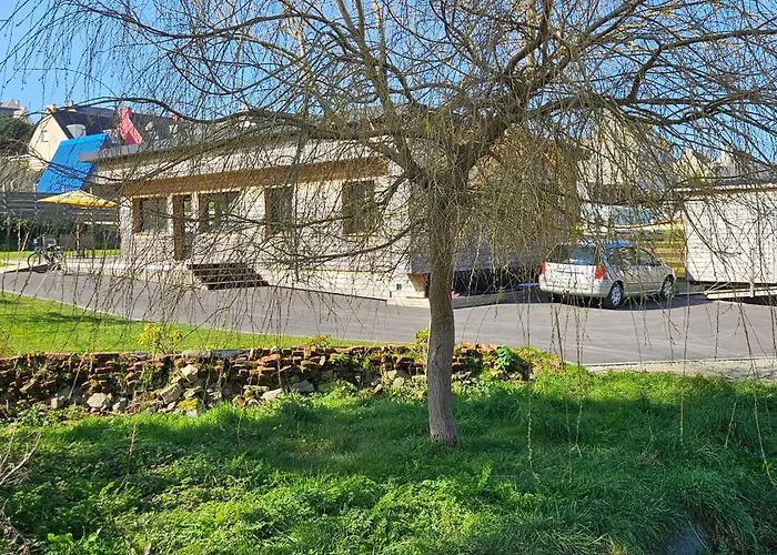 Cozy And Welcoming, Pretty Quiet Holiday Home, Crozon Peninsula, Camaret-Sur-Mer